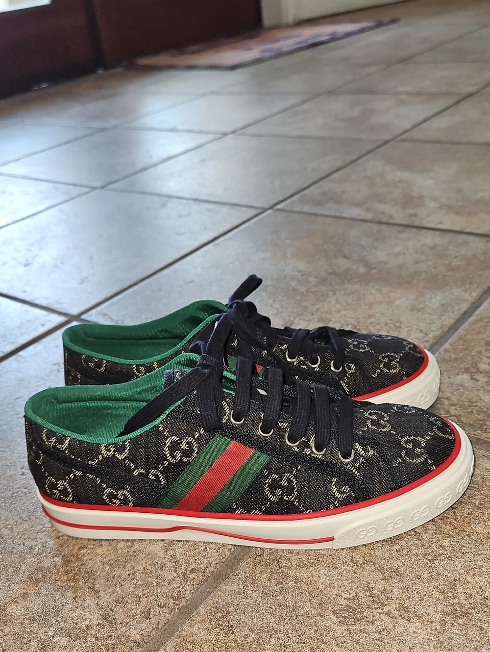 GUCCI Mens Tennis 1977 Black GG Denim Stripe Low-Top Sneaker